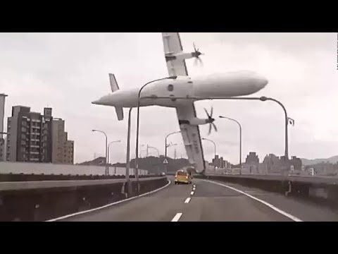Airplane сrashes, failed takeoff aircraft and crosswind landings