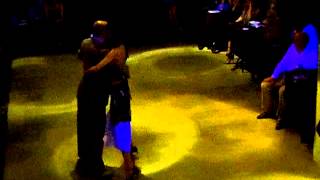 TANGO - Thierry Le Cocq, Alessia Lyndin - Exhibicion  de tango en la MILONGA PORTEÑO Y BAILARIN