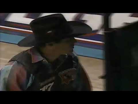 Baby Face bucks Owen Dunn - 96 PBR Finals