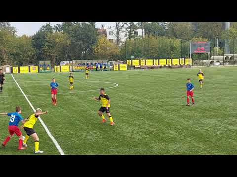 2010 liga 2 połowa  KS Łomianki  - Barca  Academy