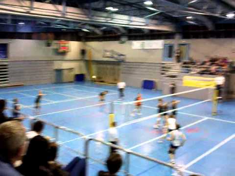 2013.11.16 AZS UE Kraków-KRS Ekstrim Gorlice 0-3 (2liga siatkarek) 24/26