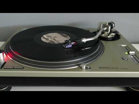 Armin van Buuren - Looking For Your Name feat. Gavin DeGraw