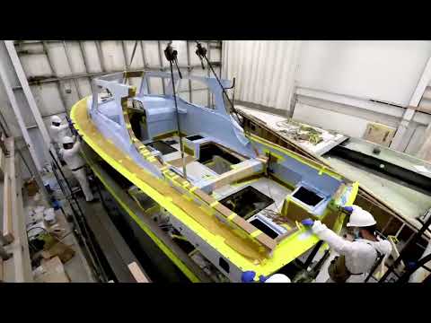 Deck Installation at Lyman-Morse - Hood 35 Express Cruiser and LM 46 Performance Sailboat