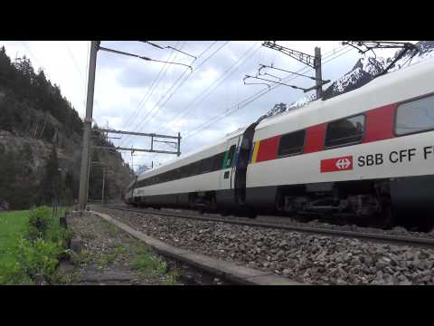 SBB RABDe 500.022-9 IN TRANSITO A WASSEN. (CH) 25 - 4 - 2015.