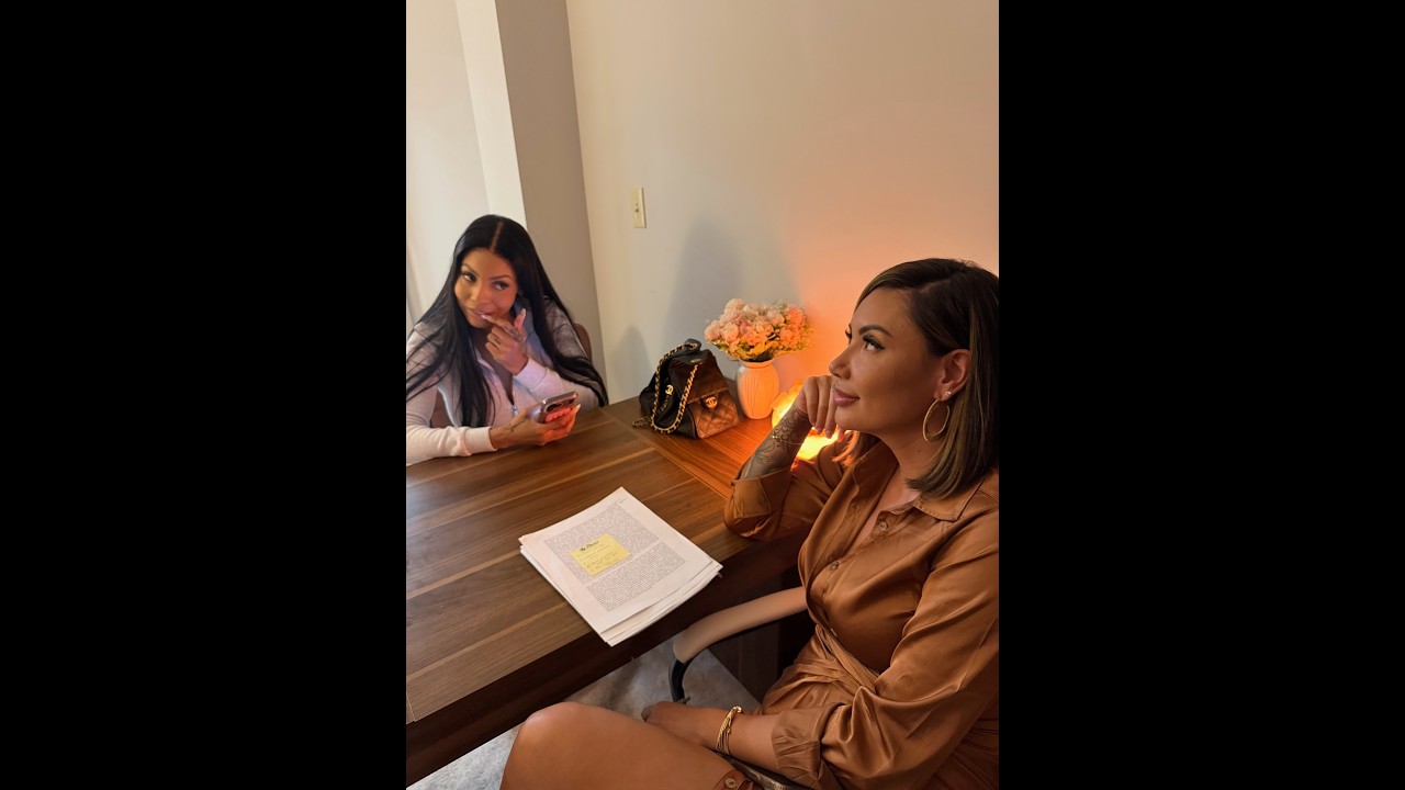 Britt tells Liz she can’t be working next to Candace knowing that her and Chase were together