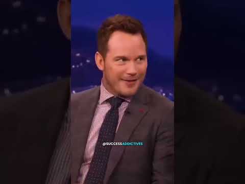 Chris Pratt tells a joke in German