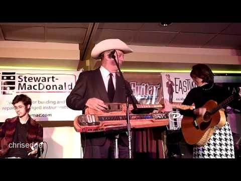 HD - Deke Dickerson Guitar Geek Festival 2011  - Junior Brown - Broke Down South Of Dallas