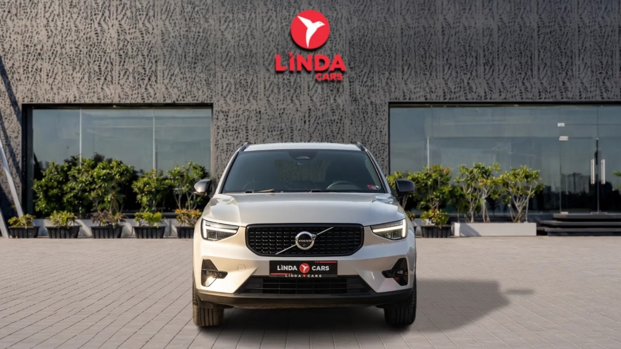 Volvo XC40 2023