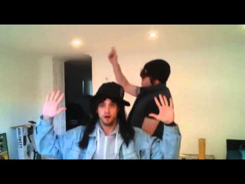 Das Napalm Duo - Klapperstrauß 2.0