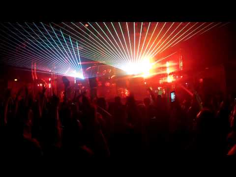 infected Mushroom - Sabotage (LIVE Concord Music Hall, Chicago)
