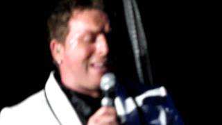 Johnny Reid - Missing An Angel (live) - St. John's, NL