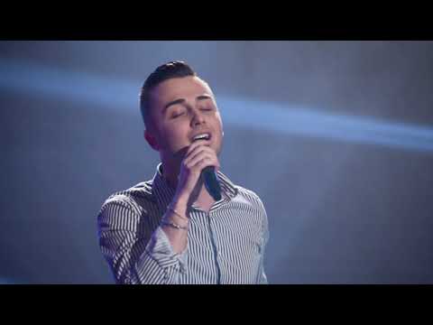 Riste Gavrovski - Nikoj kako tebe ne baknuva (LIVE TV Show 7 8 Balkan Music TV)