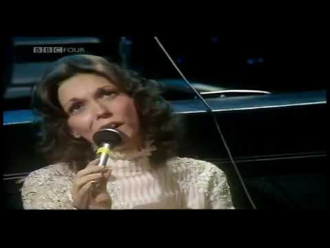 Medley | Carpenters - at the New London Theatre (1976)