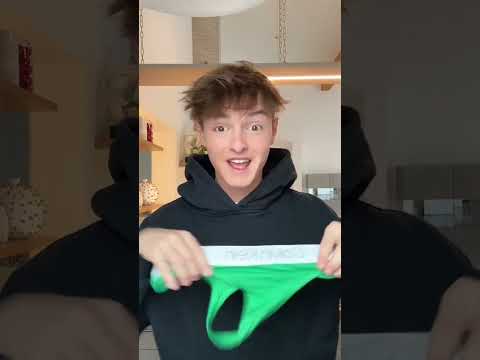 Gay boy things 😝🏳️‍🌈 #funny #gay #boys