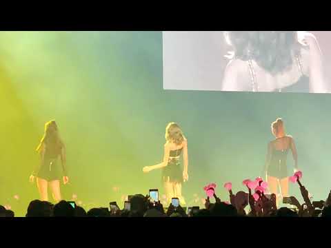 Blackpink - Lisa's Solo Dance (Live in Atlanta 5/5/2019)
