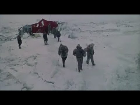 The Red Tent (1969) Wide Screen - Peter Finch, Sean Connery, Claudia Cardinale