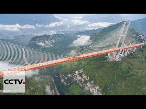 Construction du plus haut pont du monde