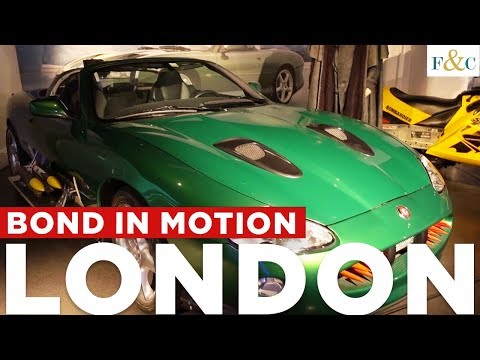 8 Minute Walk Through the Bond in Motion Exhibit - London Film Museum | VLOG | Frolic & Courage