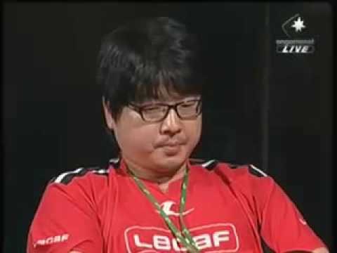 Flash vs fOrGG Pt1 Commentary of the Week   YouTube