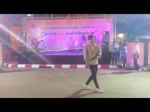 160618 Exclusive Cover BTS - Dope @ ถนนคนเดิน (Ver.2)