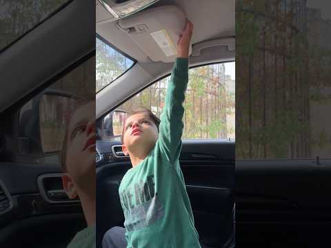 كسرتلو السيارة لبابا:😱