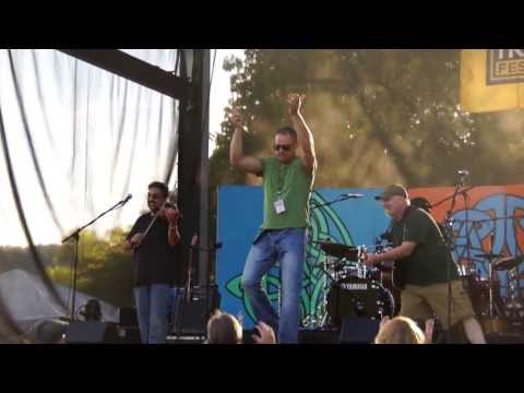 Corned Beef and Curry Band at the 2013 Pittsburgh Irish Festival - I'll Tell Me Ma