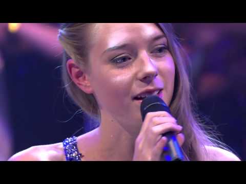 annes Café - Maartje Van Neygen met Erik & Sanne - Ik Kom Er Wel Doorheen