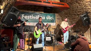 Video Cry me a river | Koncert Hi-Fi Klub 2025