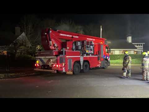 Brandweer rukt uit voor schoorsteenbrand Jan Hondongpark in Grave