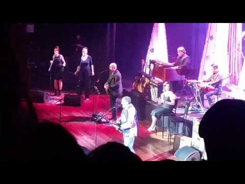 Vince Gill "Santa Claus is Comin In a Boogie Woogie Choo-choo Train"  Vince Gill