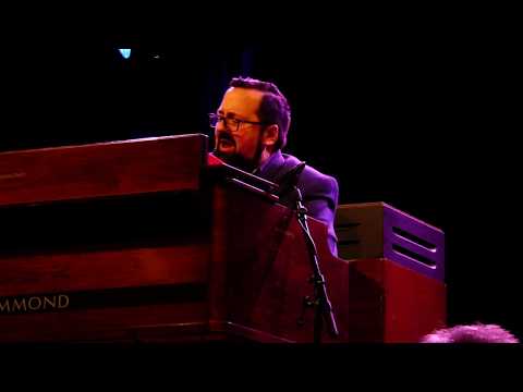 Joey DeFrancesco Trio feat. Billy Hart