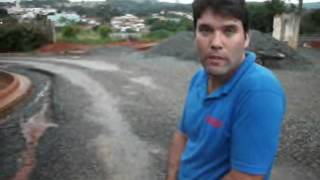 preview picture of video 'Construção da Nova Avenida Segue em Ritmo Lento, e Prejudica Moradores dos Arredores.'