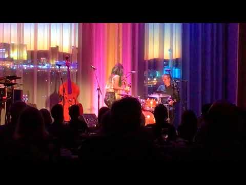 GRACE KELLY - ROSS PEDERSON  DRUM DUET*