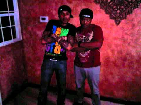 Da Professor - Listen (Broken Hearts Riddim) JULY 2011 {Don Corleon Rec}