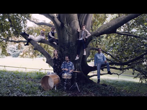 Kalabrese with Rumpelorchester - Nimm Mini Hand (Official Video)