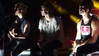 5 Seconds of Summer. San Francisco. SLFL Tour. Irvine, California. 9.4.16