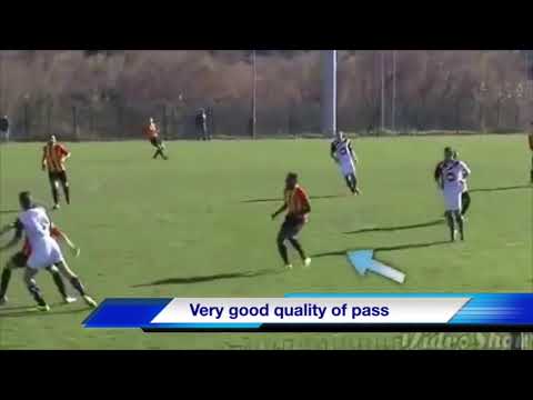 Scout vision present: Player N°97 (France - Midfield)