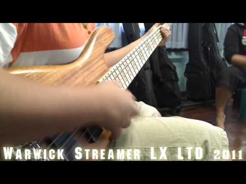 Warwick Streamer LX 2011 LTD Edition 4 String Master Built 2011 Natural image 21