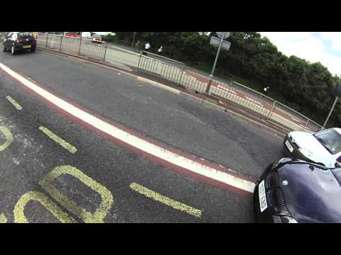YE07EBD & PJ10LFF - Bus/cycle lane abuse & close pass