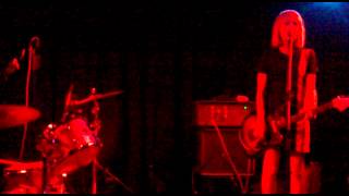 Lovely Eggs - Don't Look at Me (I Don't Like It)