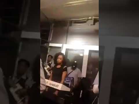 Prisiri live Almere haven