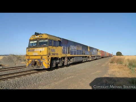 5MA5 Pacific National Intermodal Container Freight Train (26/1/2023) - PoathTV Australian Railways