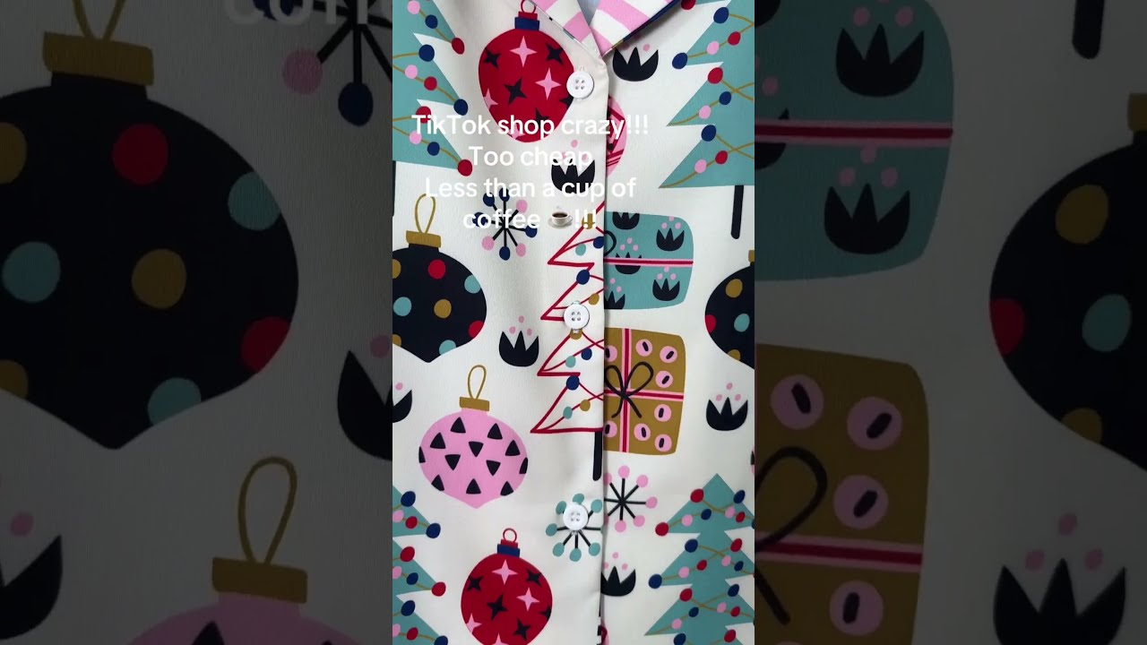 Cozy 2-piece pyjama set for women #pyjamas #pjs #sleepwear