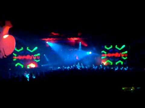 Birnary finary played @  3D godskitchen sydney