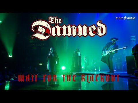 Video thumbnail for Wait for the Blackout - Live in London