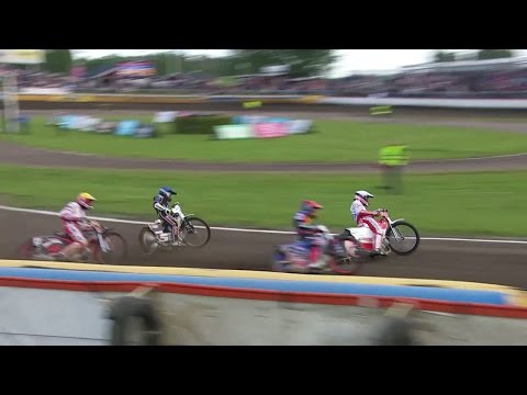 Rospiggarnas Jonsson i het duell med Piraternas Hancock - TV4 Sport