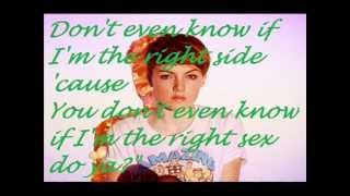 Chloe Howl - No Strings (Lyric Video)