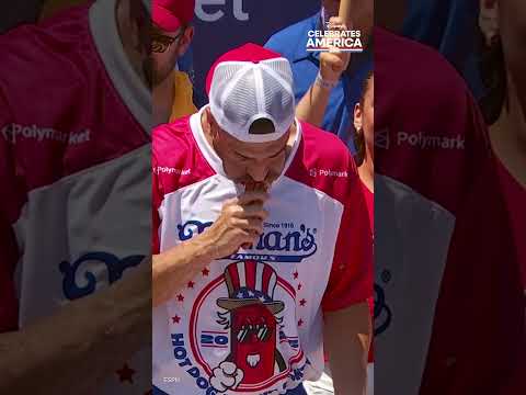 Joey Chestnut wins his 18th men's Nathan's Hot Dog Eating Contest