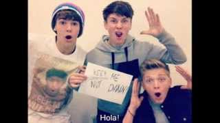 District3 - Hello [Spanish]