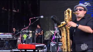 Fitz And The Tantrums - Keepin&#39; Our Eyes Out (Live @ Lollapalooza 2014)